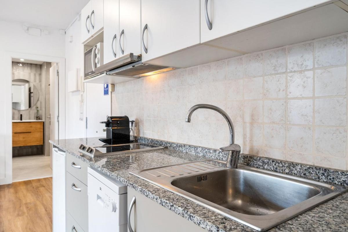 Lodging Apartments Liceu G1 Barcelona Exterior photo