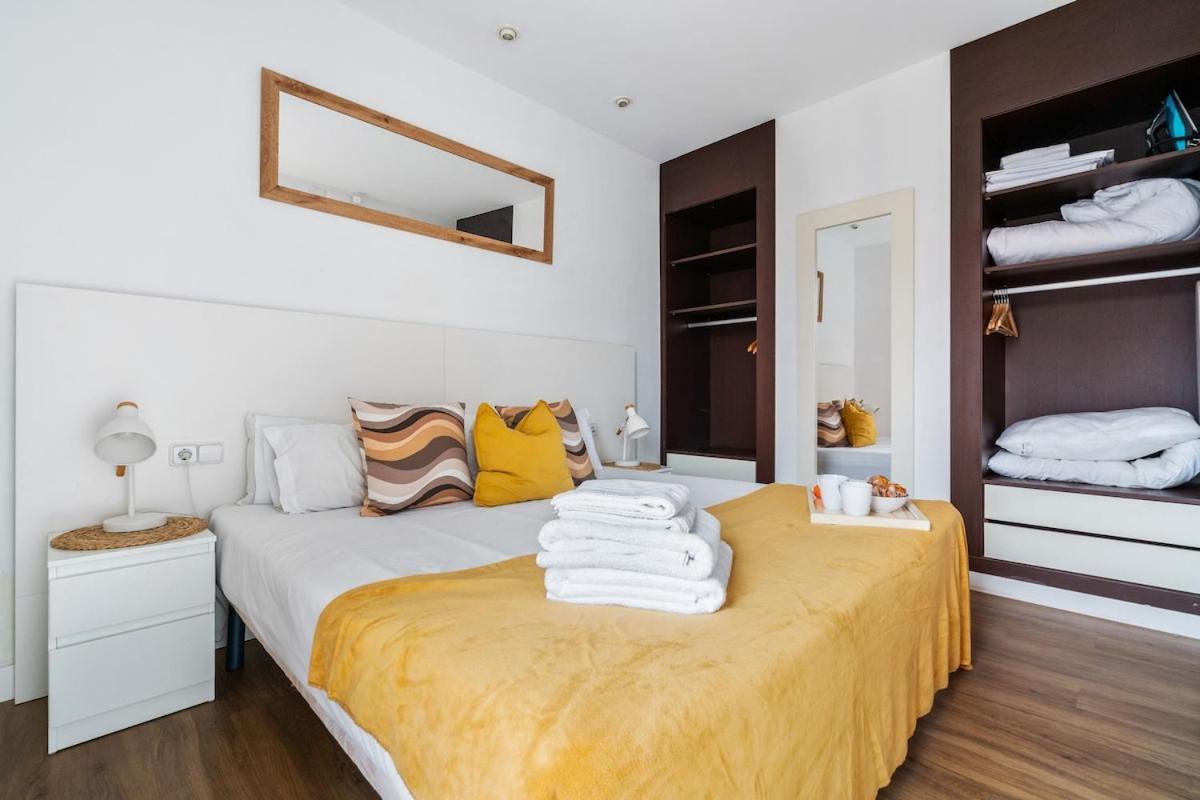 Lodging Apartments Liceu G1 Barcelona Exterior photo